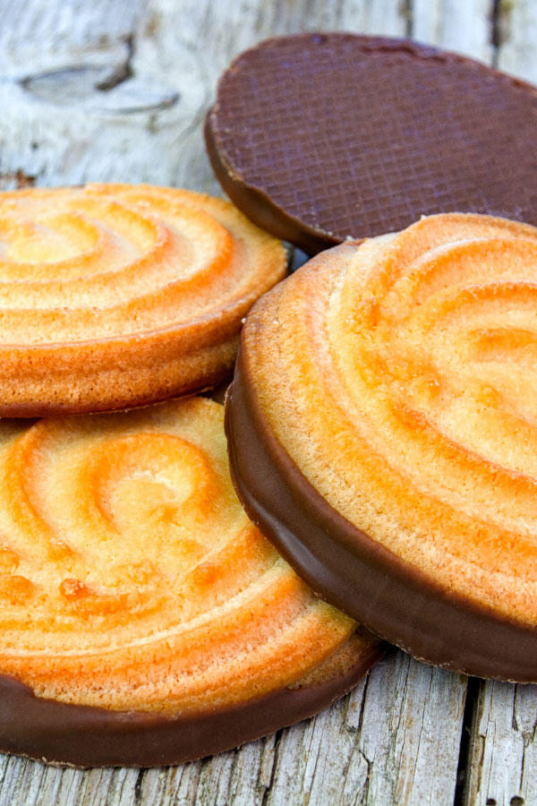 galletas-de-chocolate-negro-y-naranja